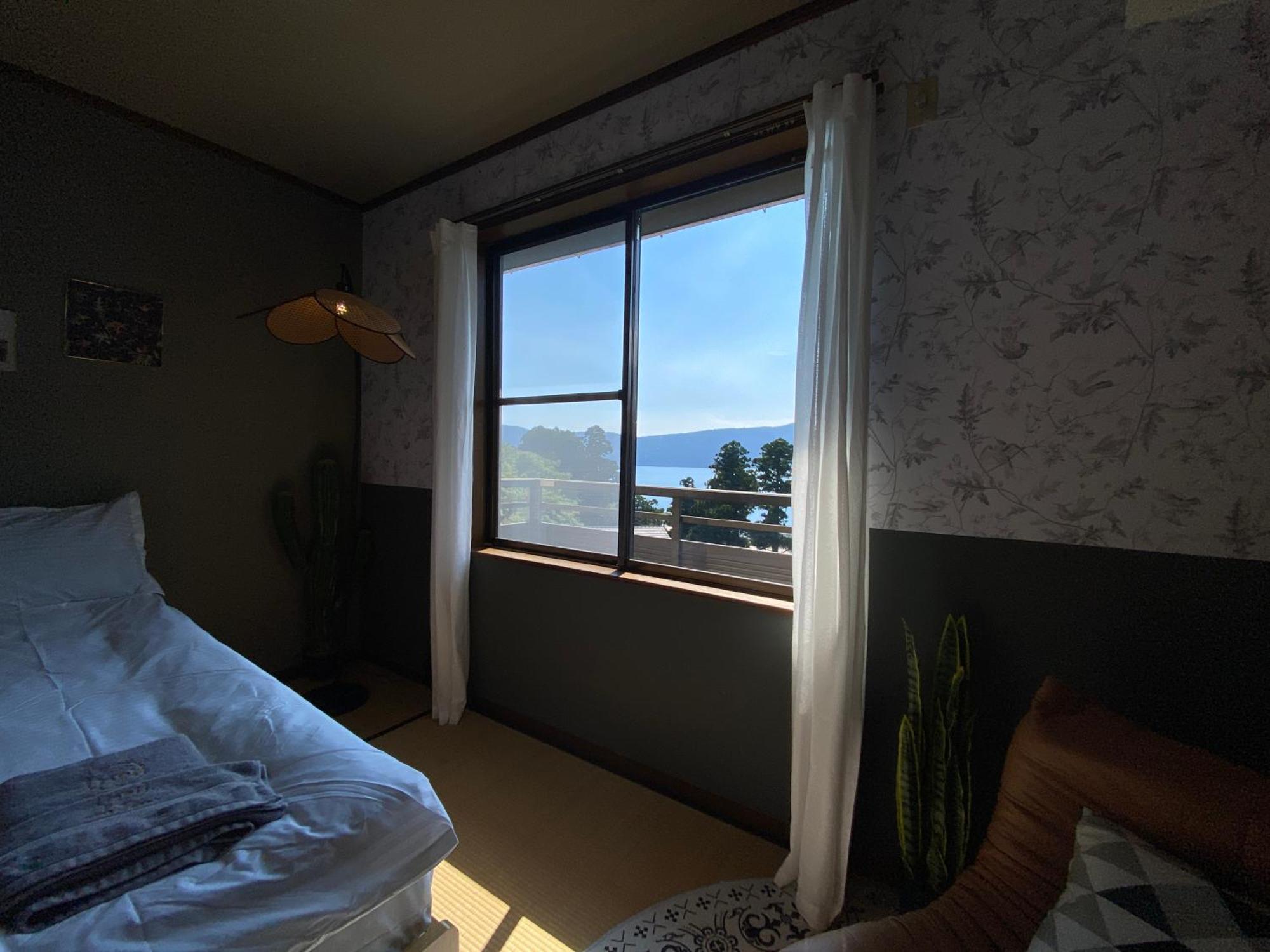 Апартаменты 芦ノ湖富士山見えるクラシック部屋201 Хаконе Экстерьер фото